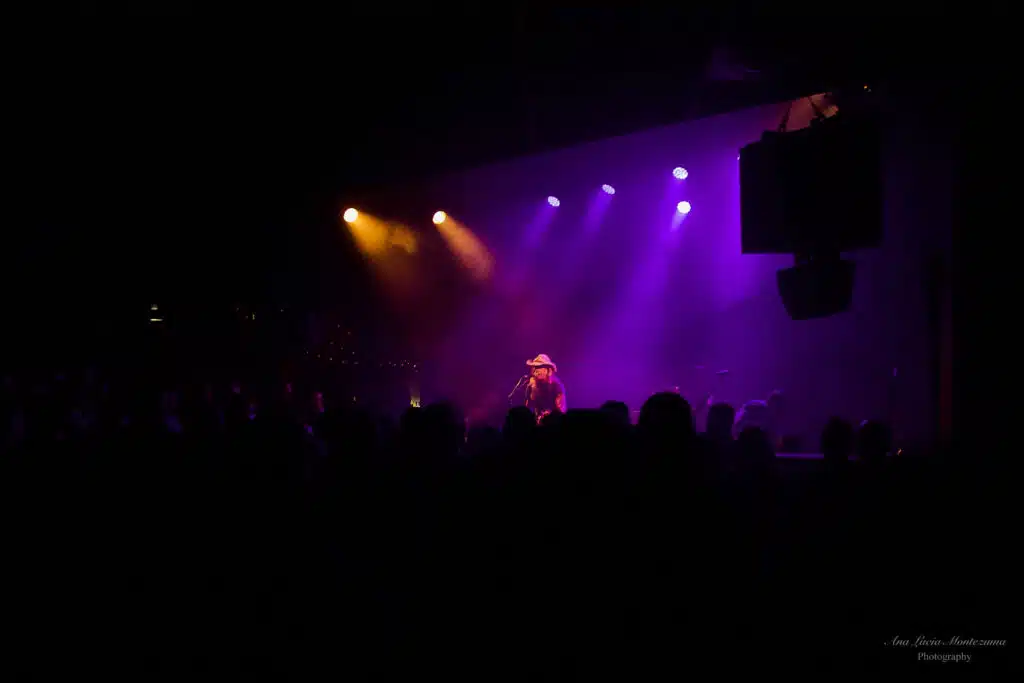 Zak Perry en concert - Performance énergique au Blues-sphere de Liège - Rock blues texan