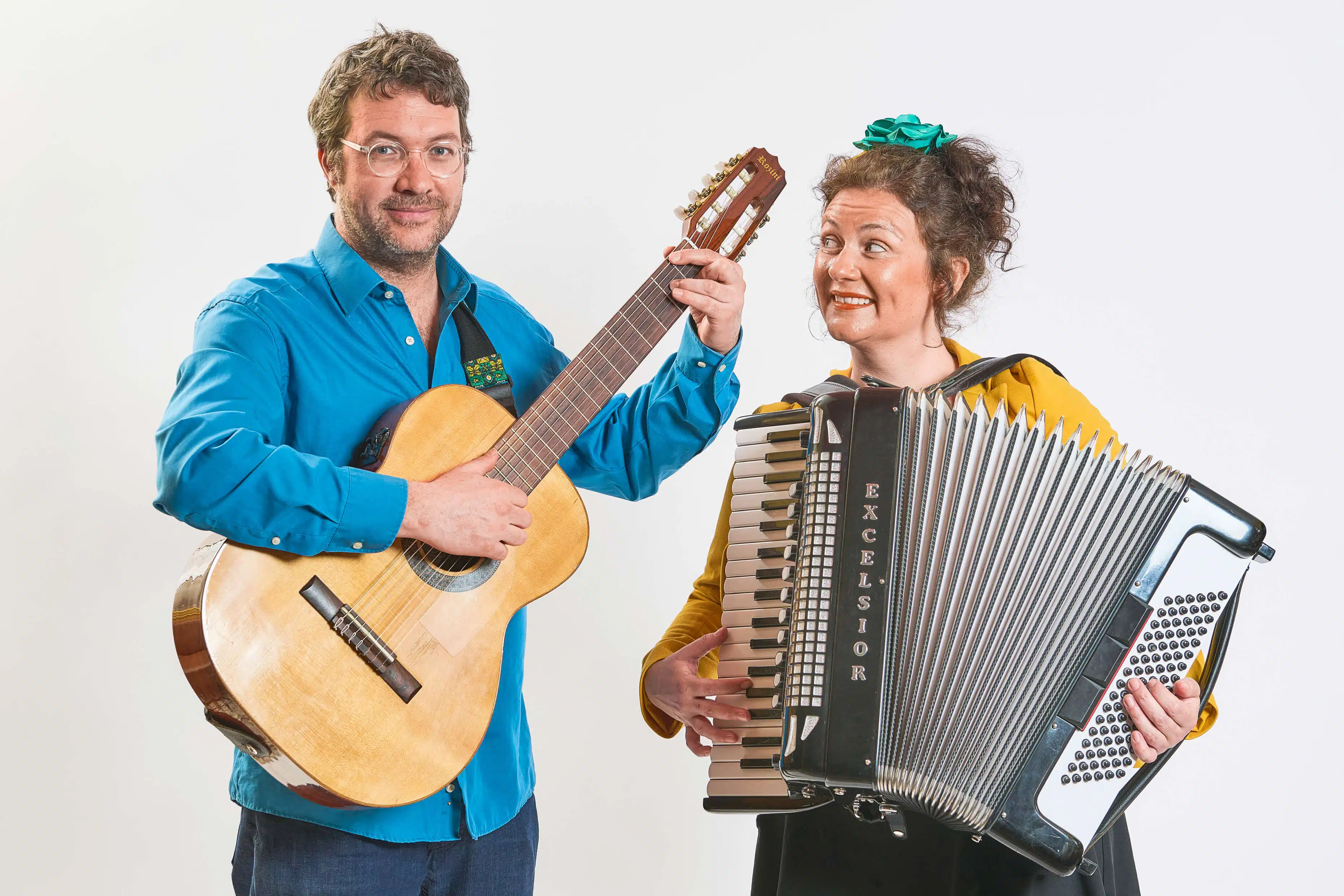 Réservez un Spectacle Incontournable Clémence et Yannis duo latino