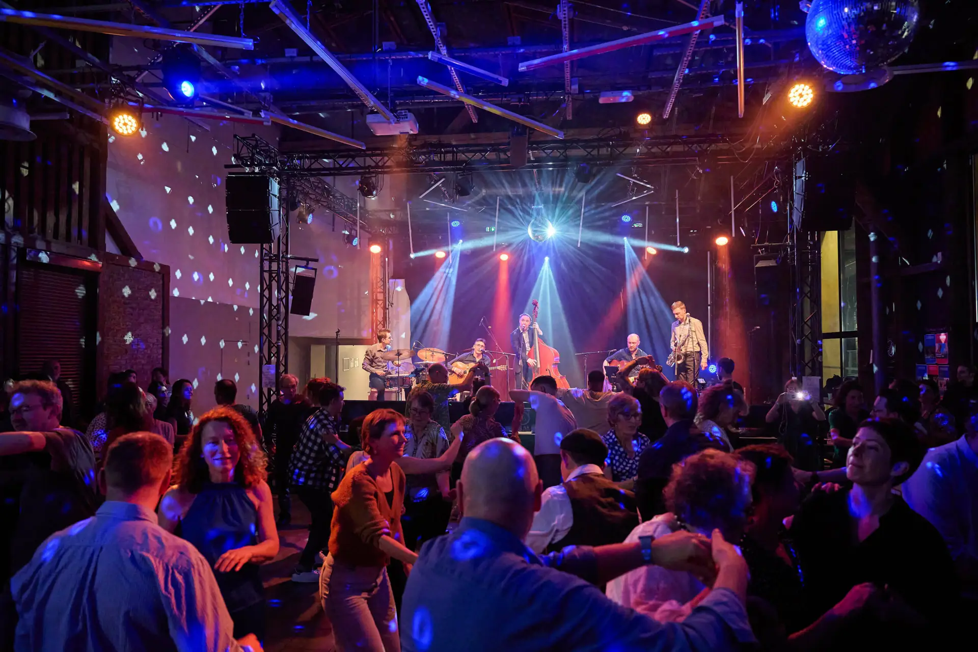 Lille Bal Swing