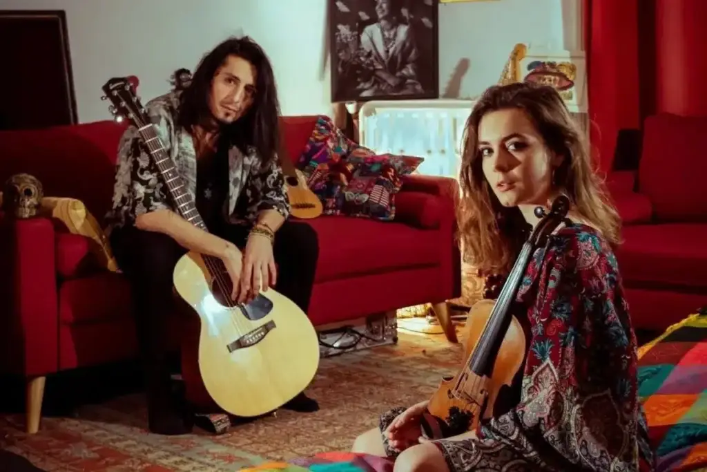Alondra-Duo-jlb-prod-musqiue-latine-1200x800.jpeg